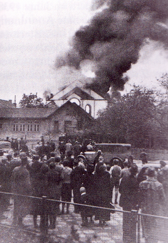 Datei:Brand der Rostocker Synagoge (leichte Sprache).jpg