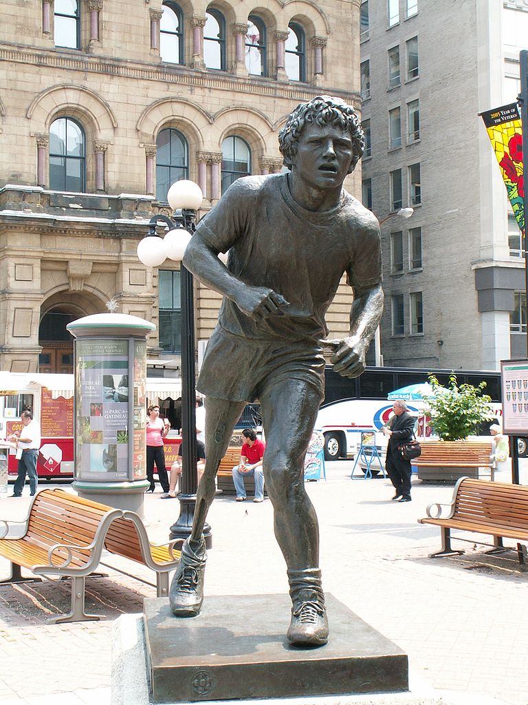 Datei:Terry Fox Statue.jpg